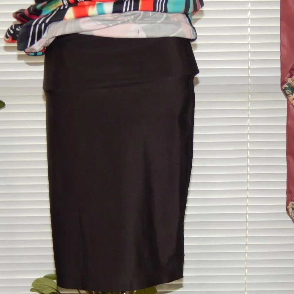 $285 NUE by SHANI Colorful Rosette One Shoulder 6   Perfect Cruise Dress